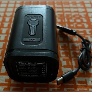 Tiny Air Pump with USB Cable